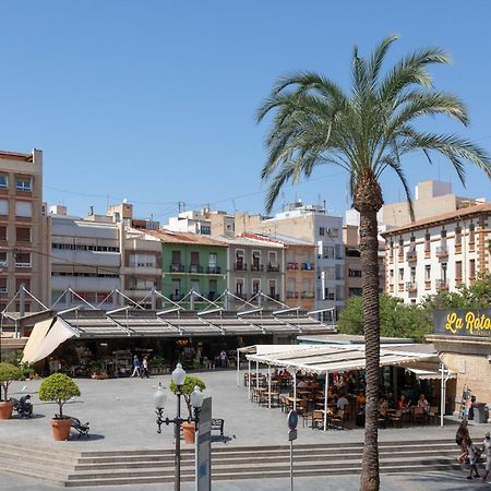 Reina Victoria El Mercado Alicante Kültér fotó